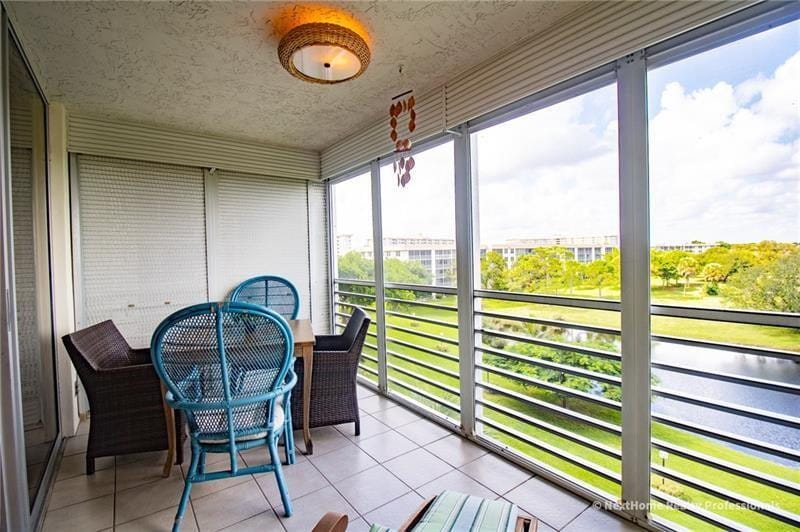 3499 Oaks Way 504 — photo 2