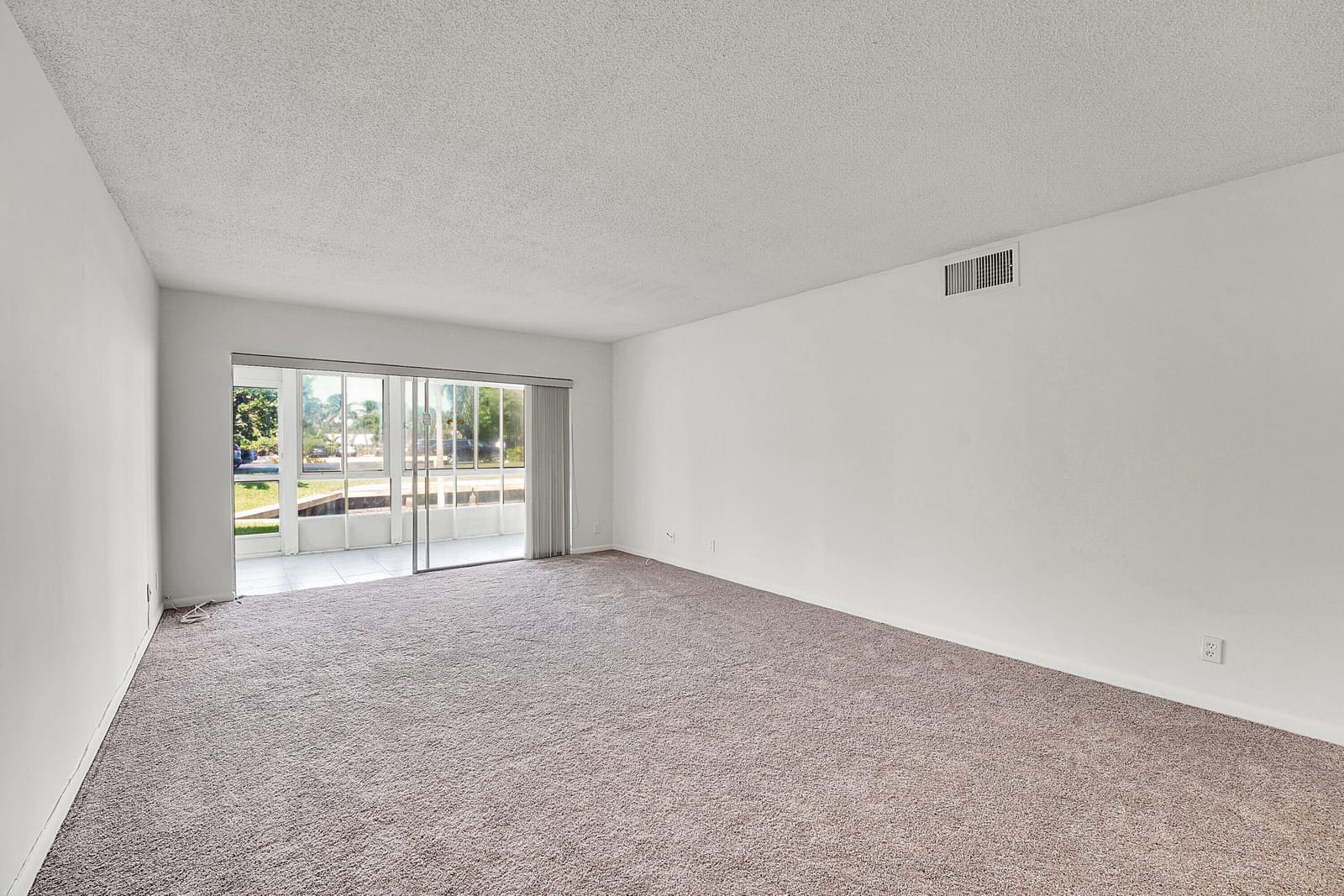 200 Waterway Drive S 105 — photo 11