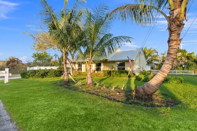2070 NE Arch Street, sold in Arch Heights, Jensen Beach, FL