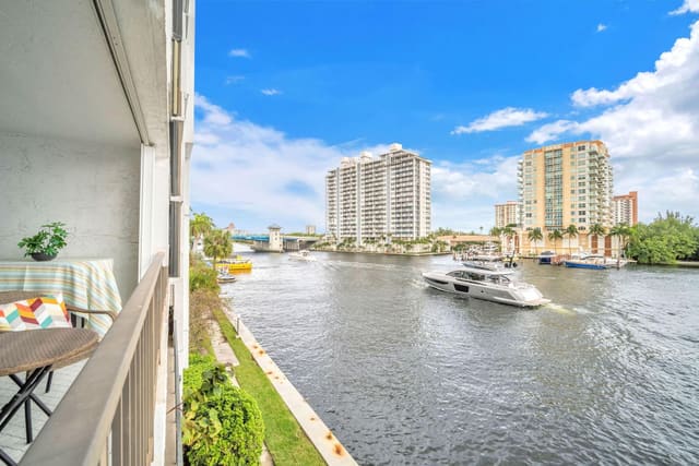 936 Intracoastal Drive 3E, sold in Corinthian, Fort Lauderdale, FL