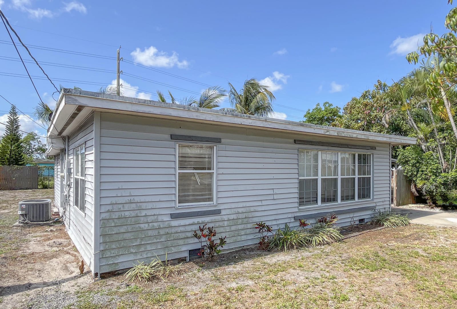 2818 Alabama Street, West Palm Beach, FL 33406