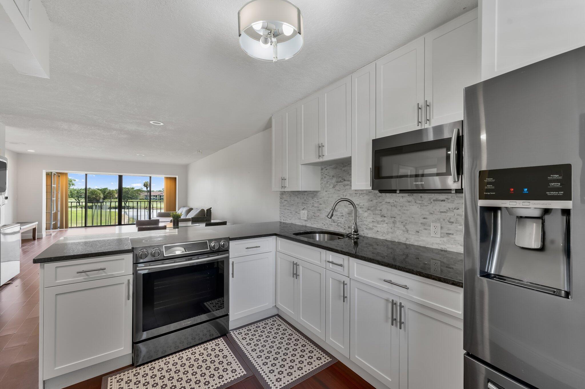 4489 Luxemburg Court 306, Lake Worth, FL 33467