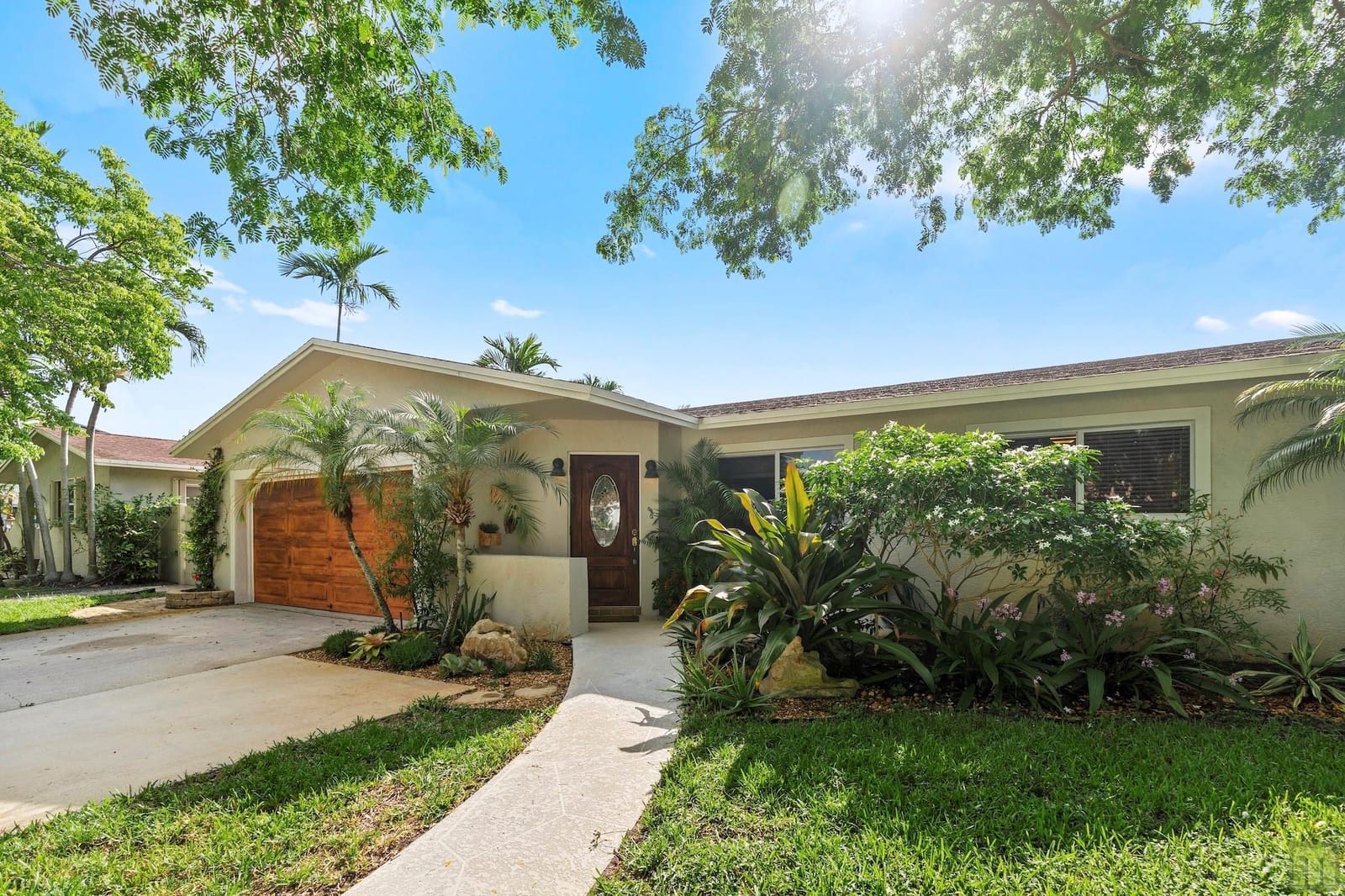520 NW 42nd Avenue — photo 4