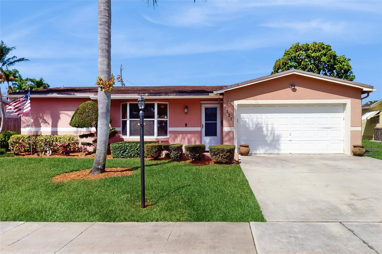 1527 NW 65th Avenue, Margate, FL 33063