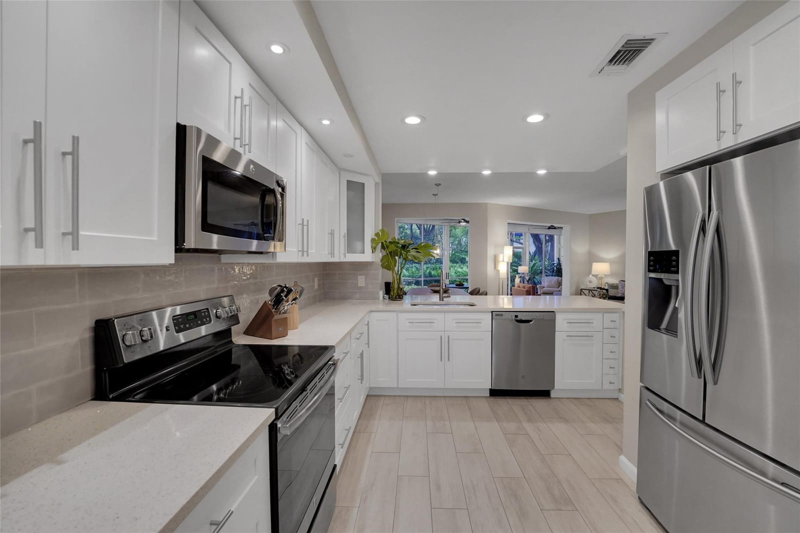 4130 W Palm Aire Drive 301B, Pompano Beach, FL 33069 photo 23