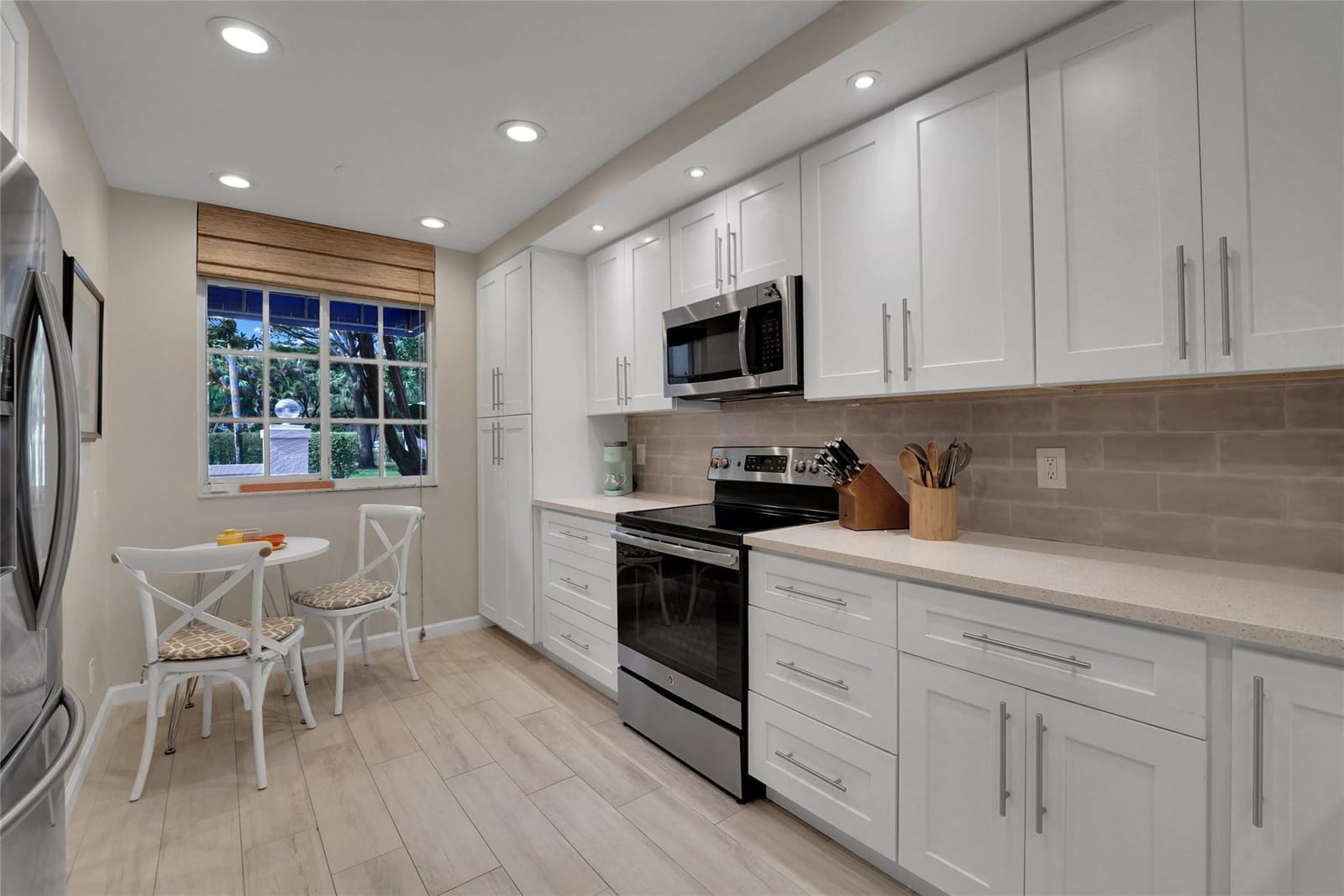 4130 W Palm Aire Drive 301B — photo 10