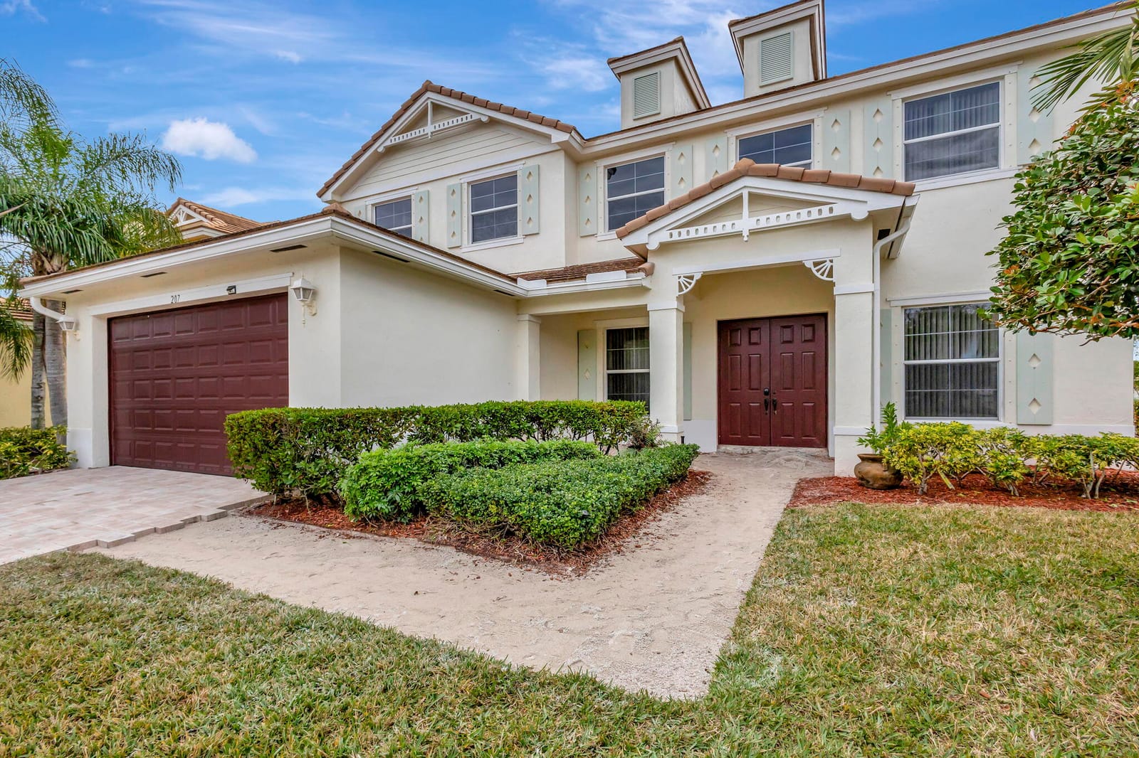 207 Palm Beach Plantation Boulevard, West Palm Beach, FL 33411