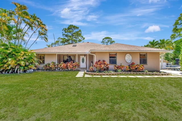 16888 W Downers Drive W, The Acreage, FL 33470