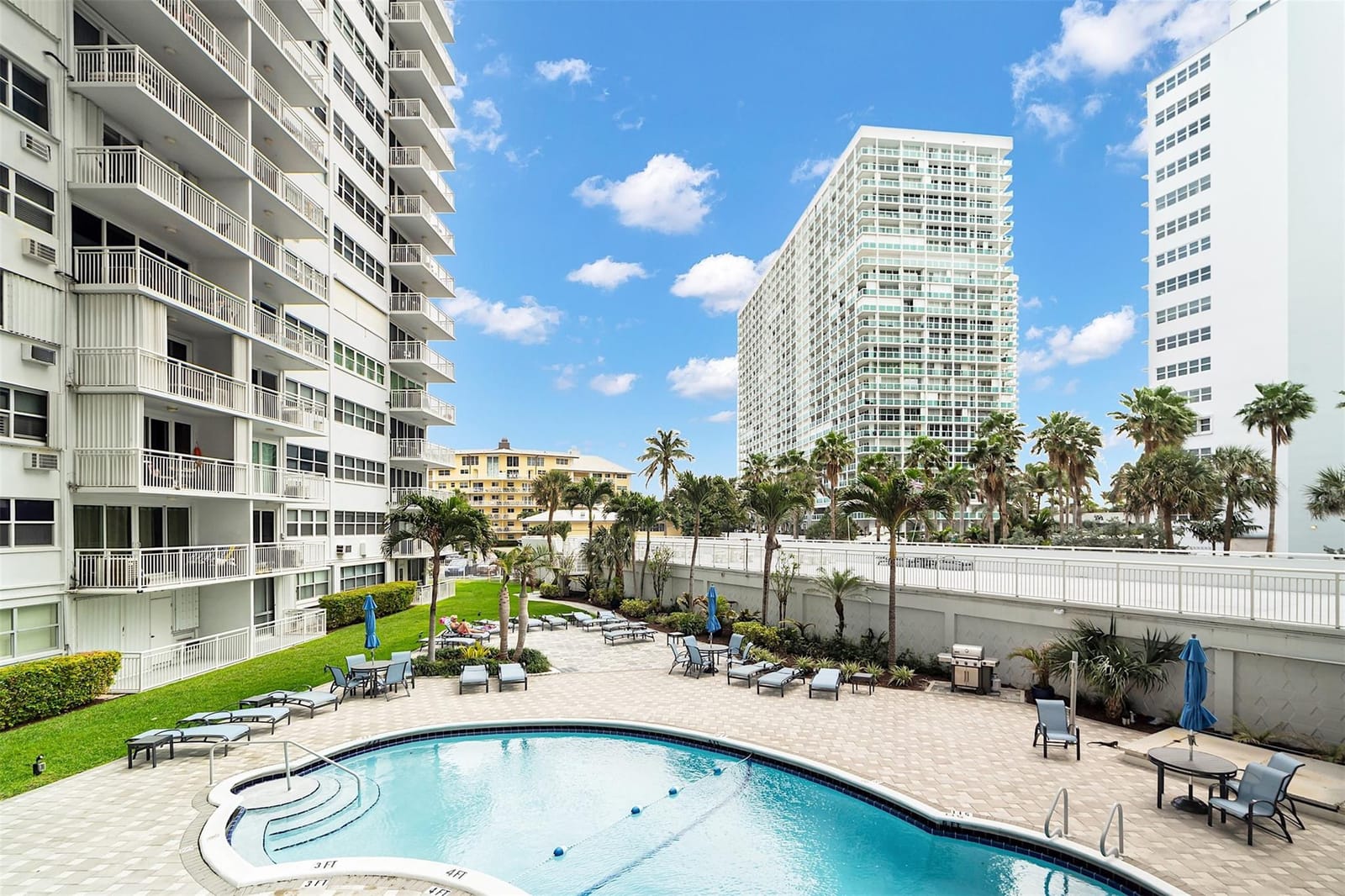 1920 S Ocean Drive 208 — photo 12