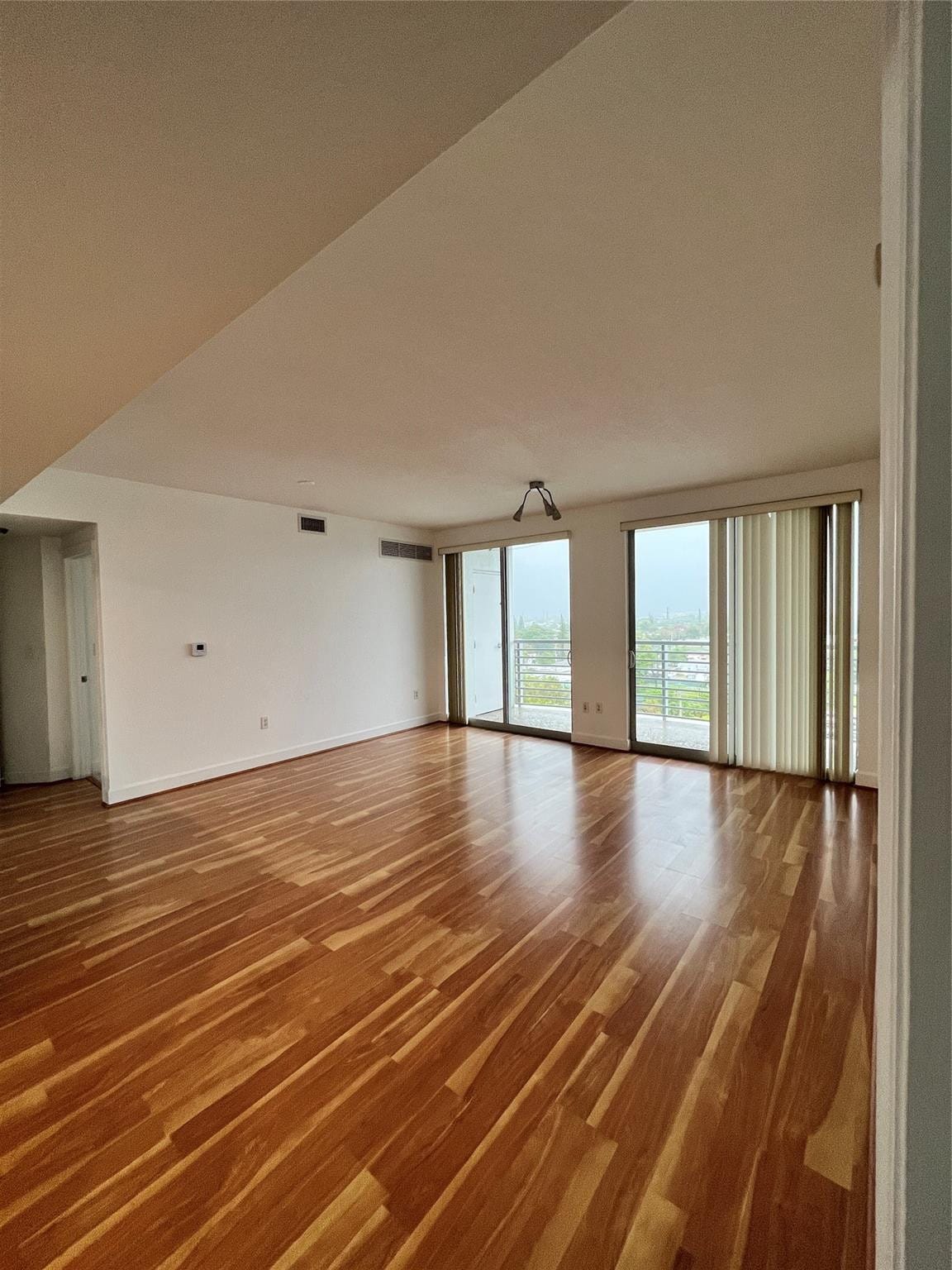 1830 Radius Drive 806, Hollywood, FL 33020 photo 2