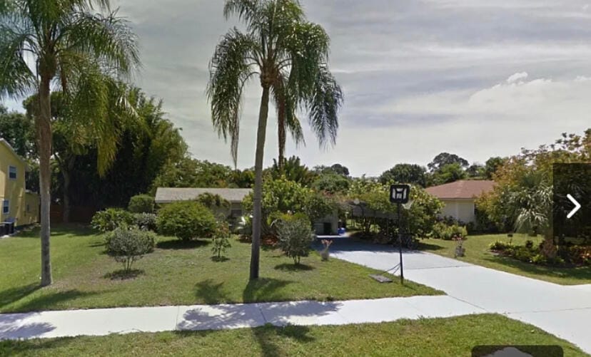 3093 SW Berry Avenue, Palm City, FL 34990