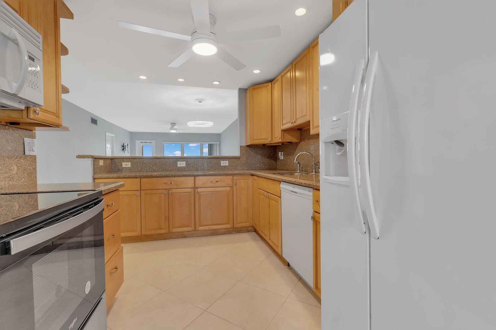 750 N Ocean Boulevard 408, Pompano Beach, FL 33062 photo 15