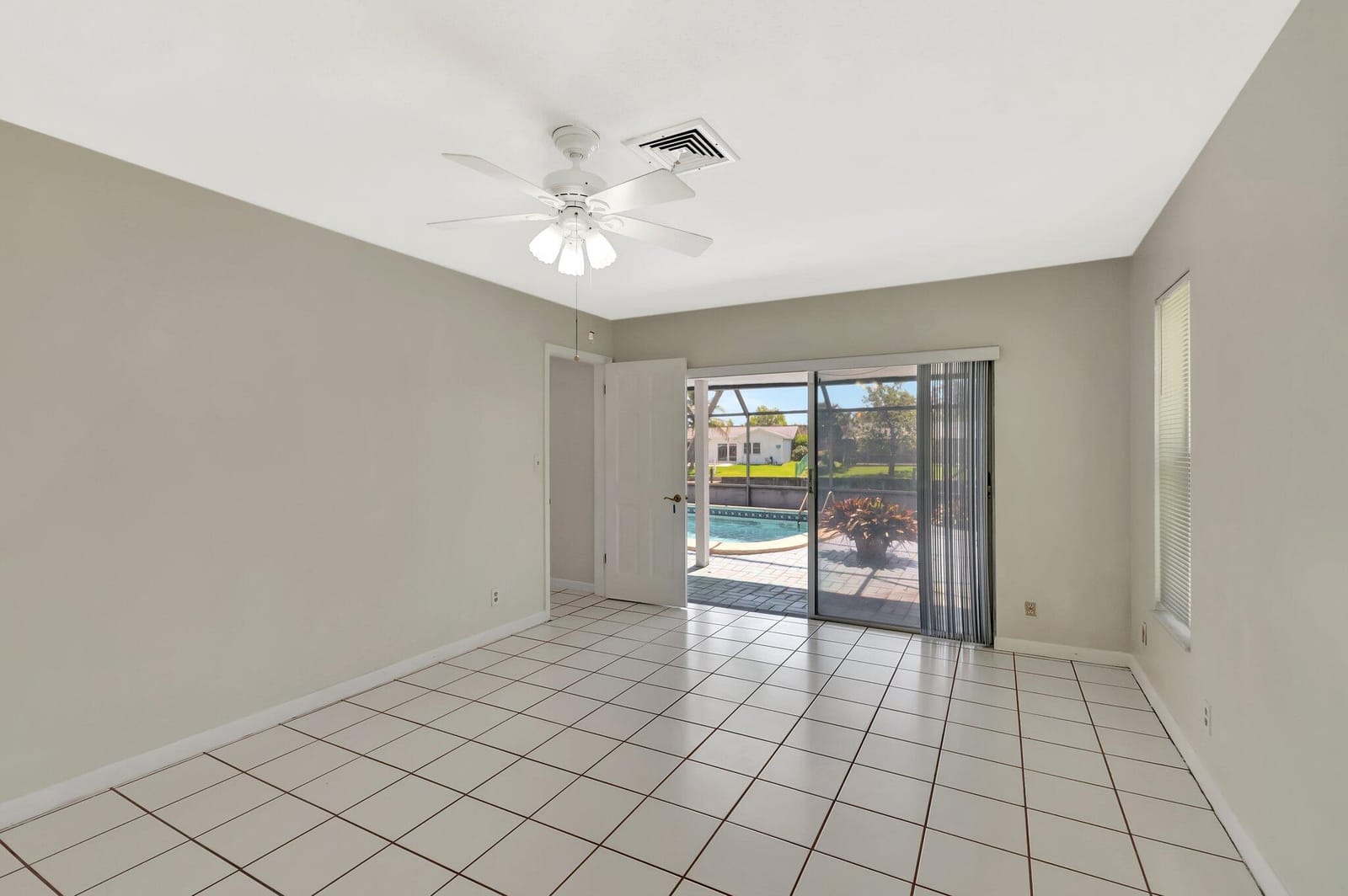 1746 W Terrace Drive, Lake Worth Beach, FL 33460 photo 23
