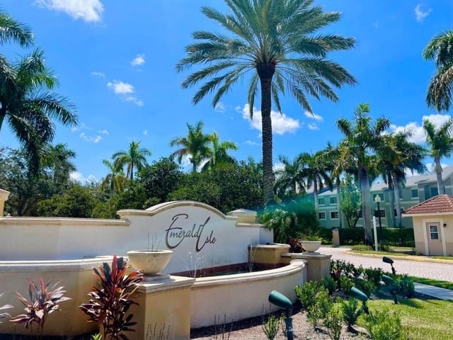 4190 San Marino Boulevard 102, sold in Emerald Isle At Laguna Lakes Condo, West Palm Beach, FL