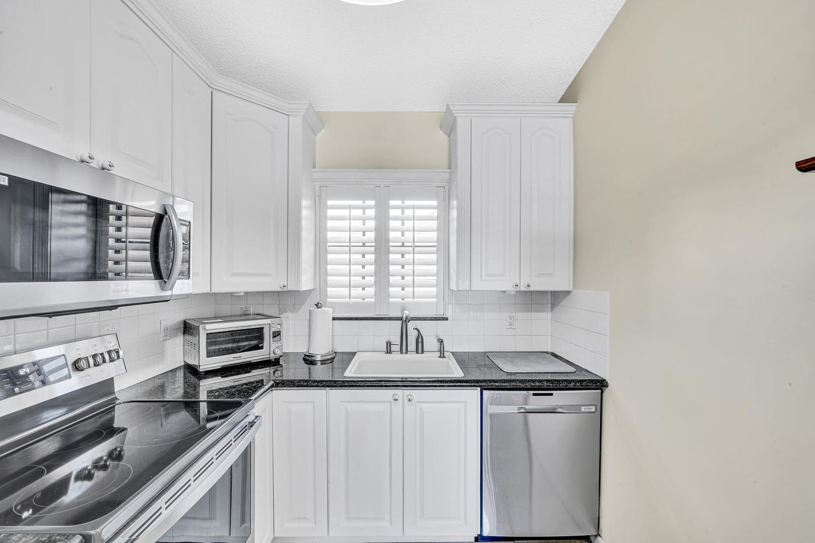 3050 Norwood Place N208, Boca Raton, FL 33431 photo 5