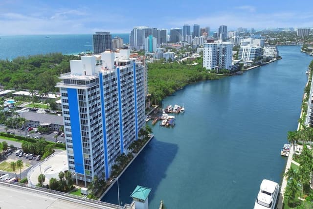 2800 E Sunrise Boulevard 8B, sold in Sunrise East Condo, Fort Lauderdale, FL