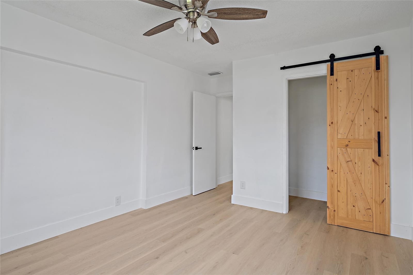 4510 NW 49th Drive — photo 12