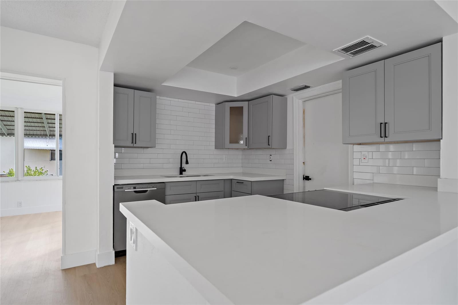 4510 NW 49th Drive — photo 8