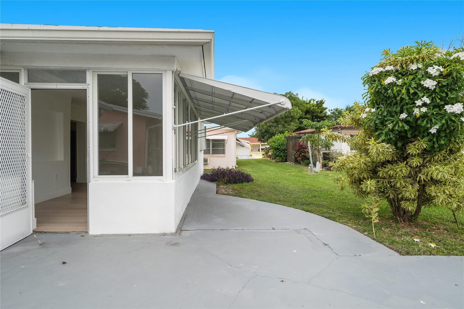 4510 NW 49th Drive — photo 10