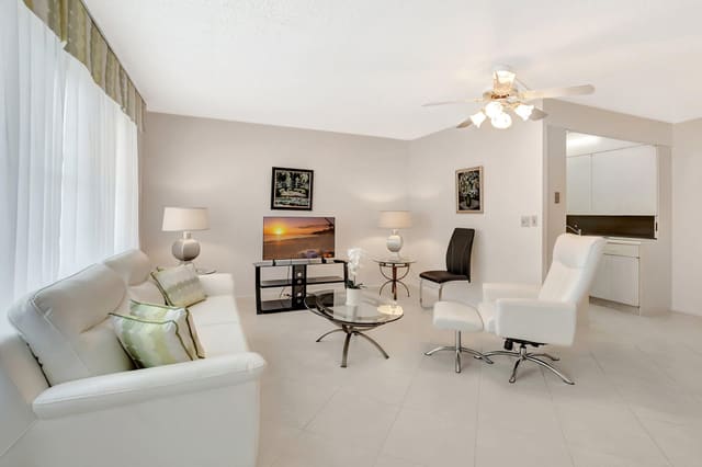 2043 Cambridge C, Deerfield Beach, FL 33442