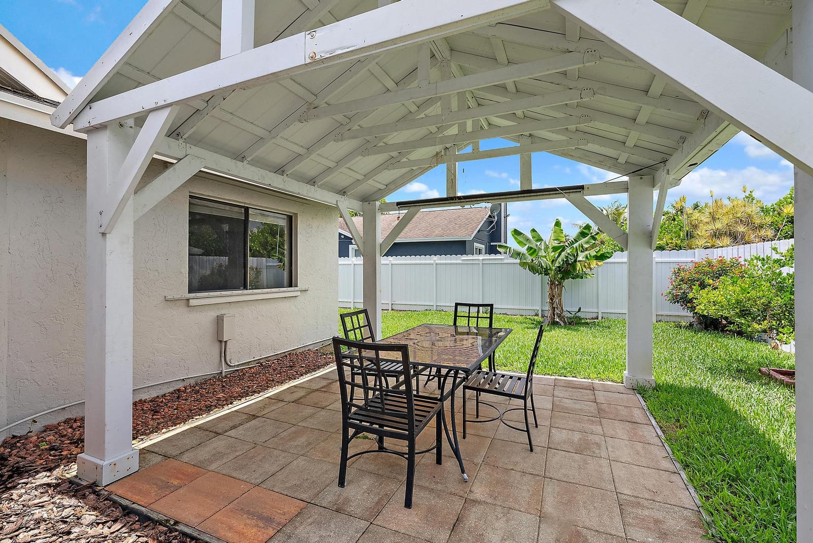 110 Parkwood Drive, Royal Palm Beach, FL 33411 photo 22