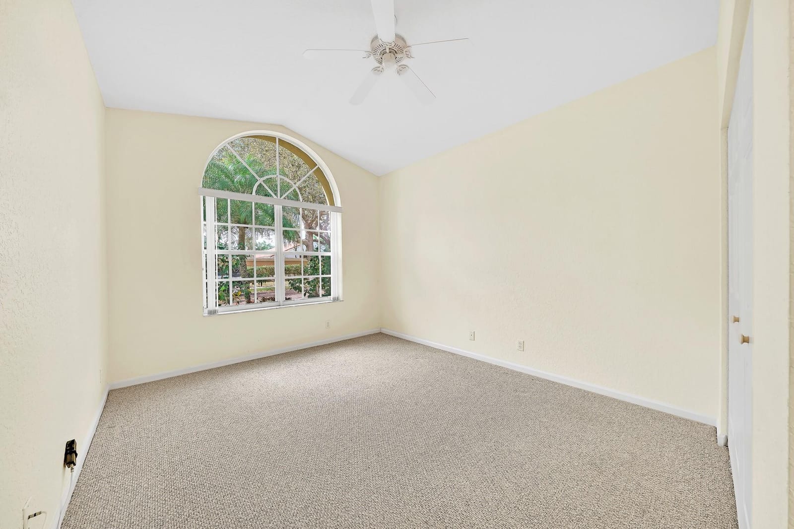 10410 Gold Leaf Drive — photo 10