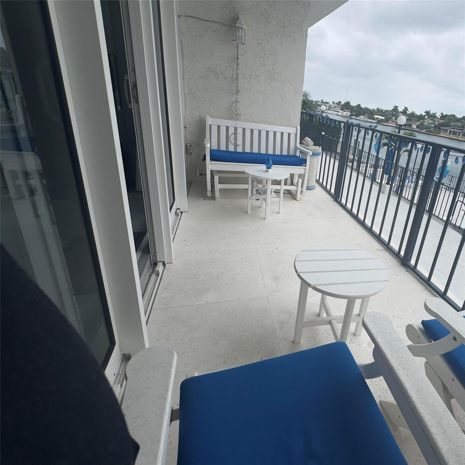 521 N Riverside Drive 202 — photo 12