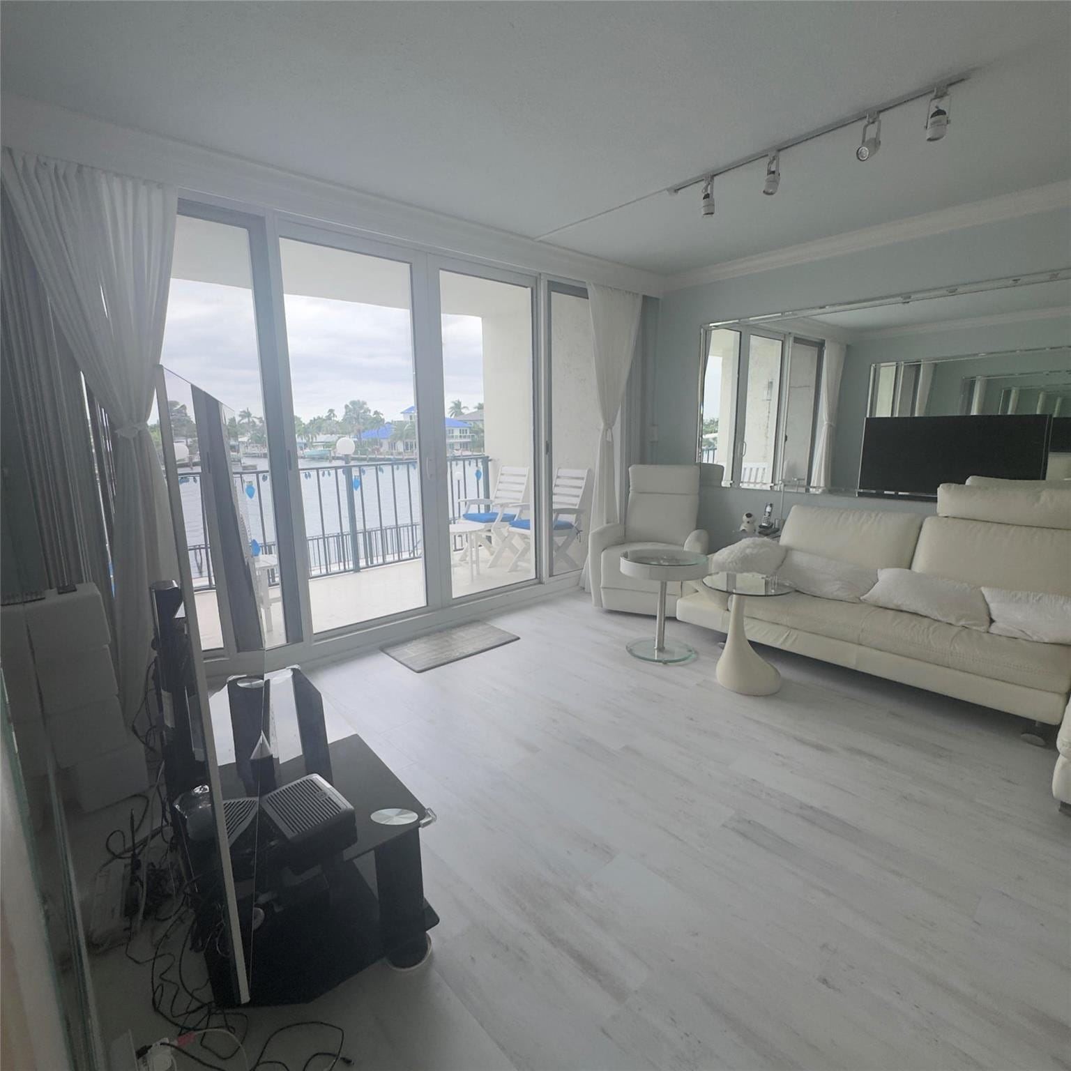 521 N Riverside Drive 202, Pompano Beach, FL 33062 photo 17