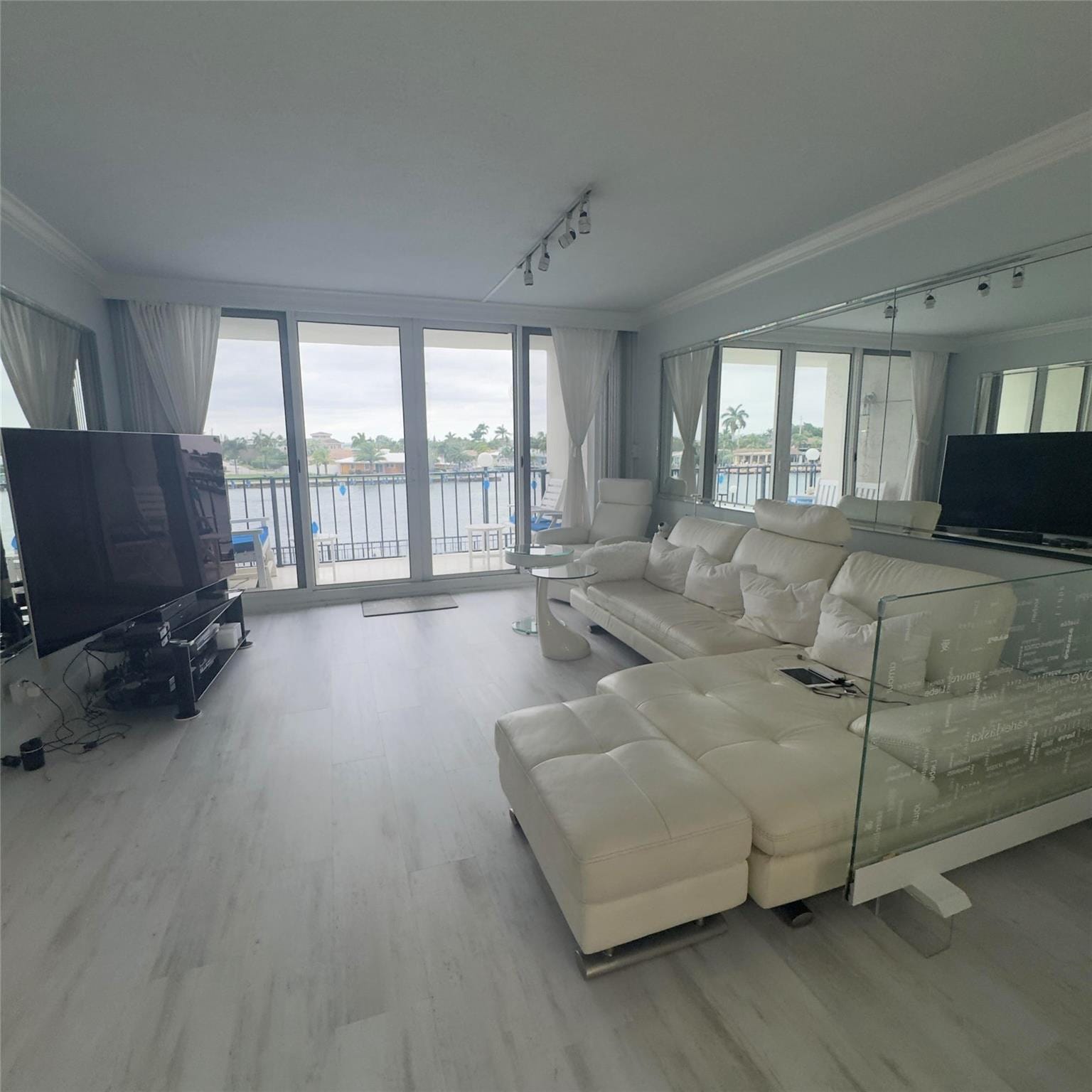 521 N Riverside Drive 202, Pompano Beach, FL 33062 photo 18