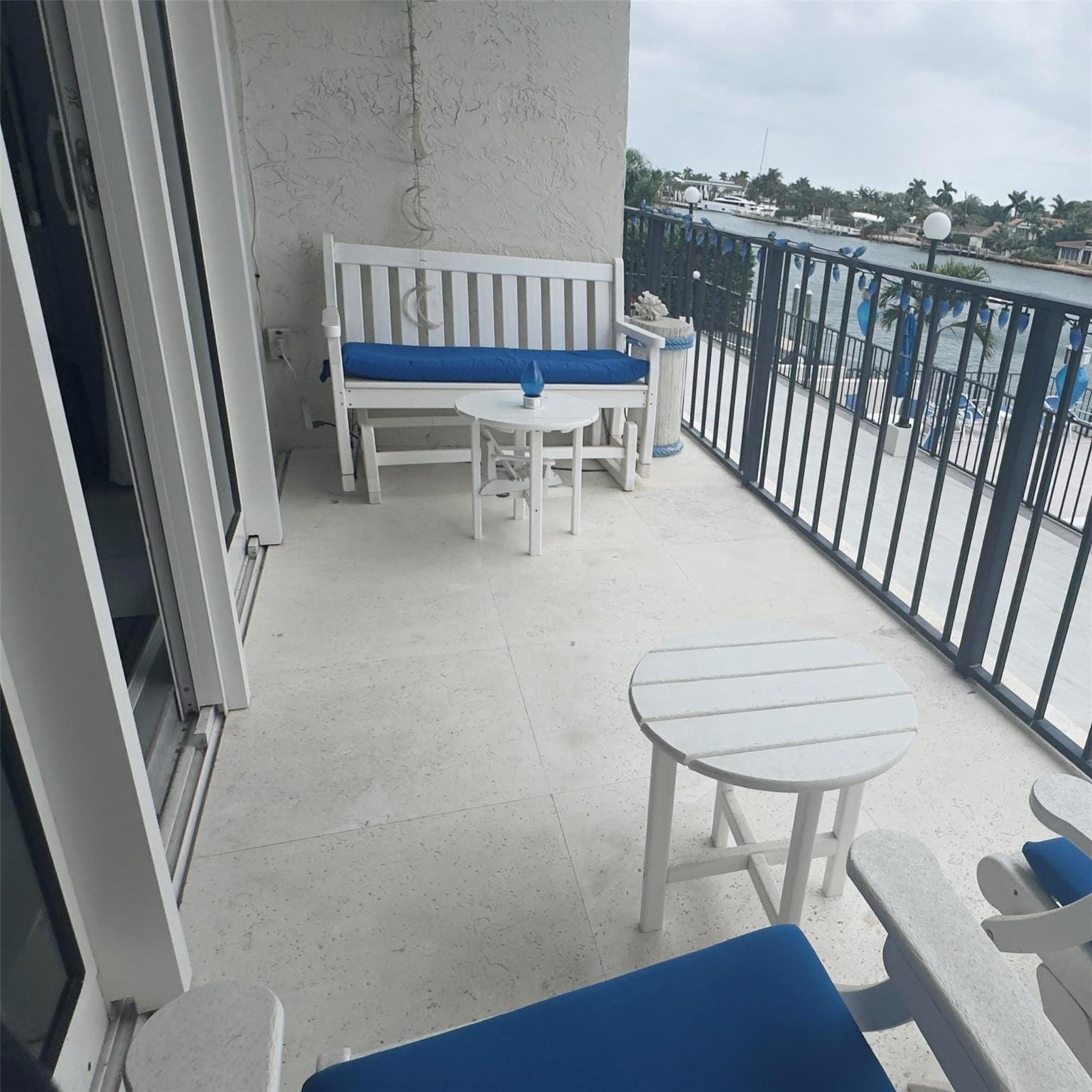 521 N Riverside Drive 202 — photo 10