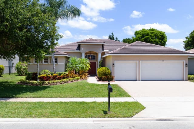 9413 Bristol Ridge Court, sold in Stonehaven Pud, West Palm Beach, FL