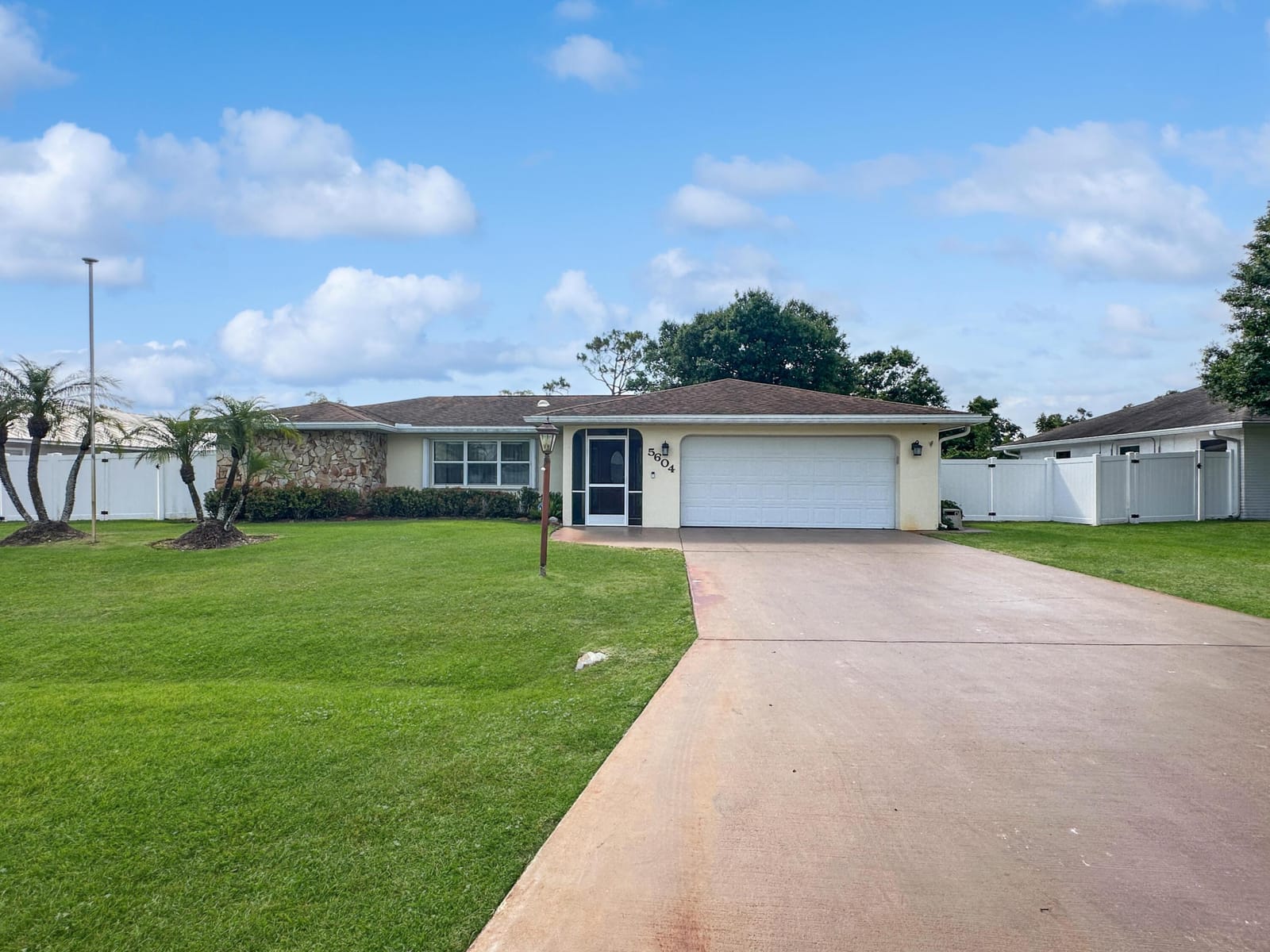 5604 Paleo Pines Circle, Fort Pierce, FL 34951