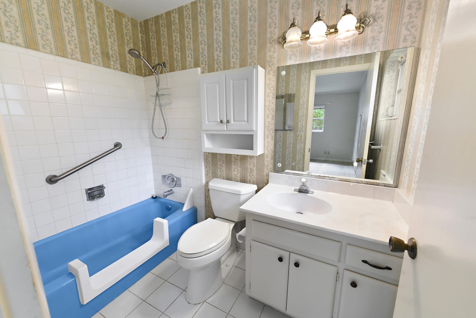 324 River Drive — photo 12