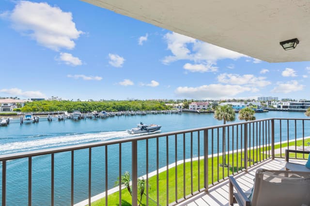899 Jeffery Street 414, Boca Raton, FL 33487