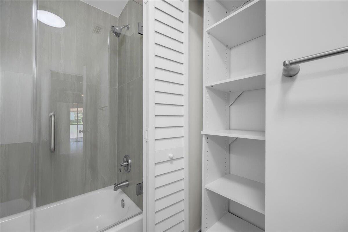 1714 Palmland Drive 1714 — photo 10