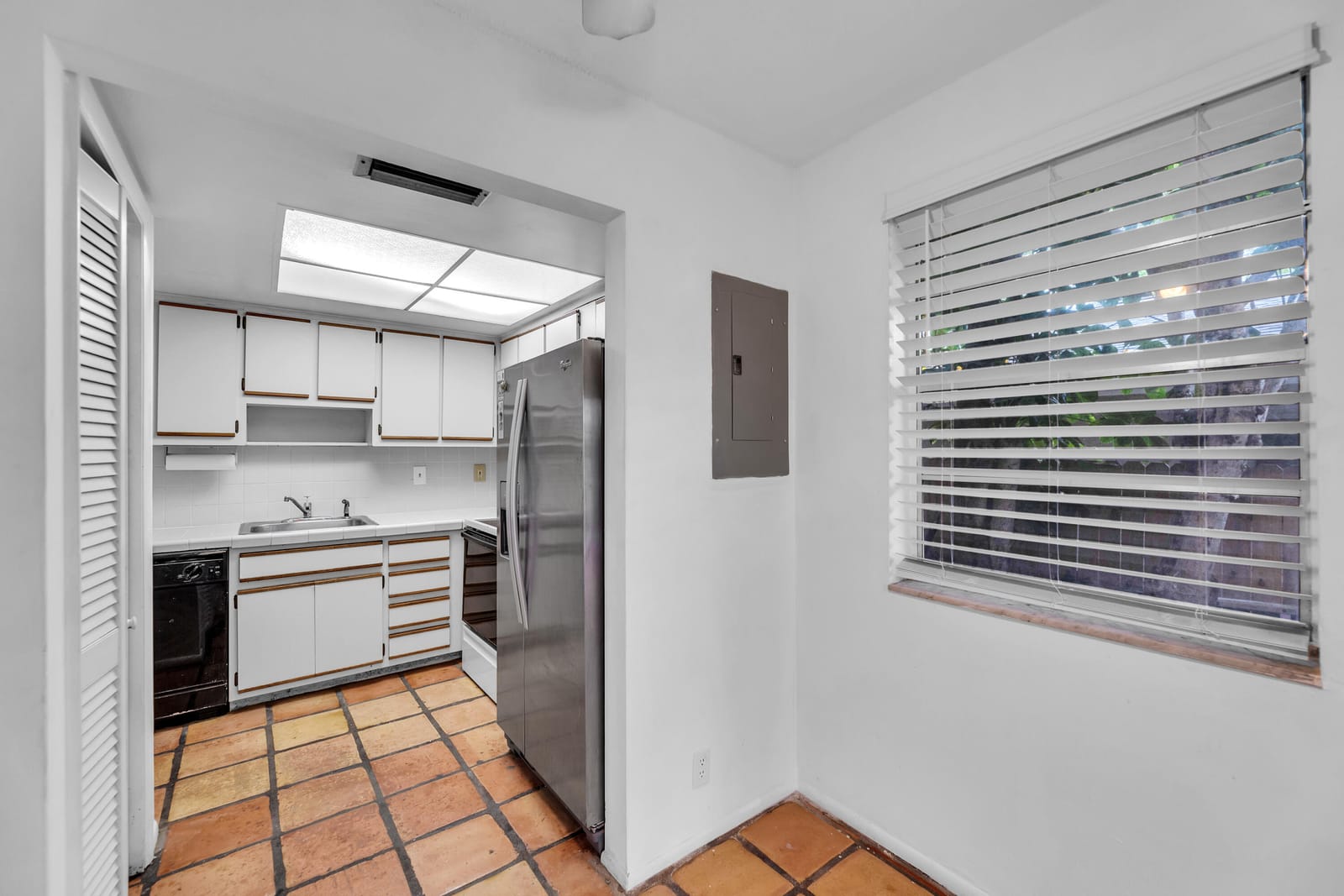1912 NE 6th Street, Deerfield Beach, FL 33441 photo 17