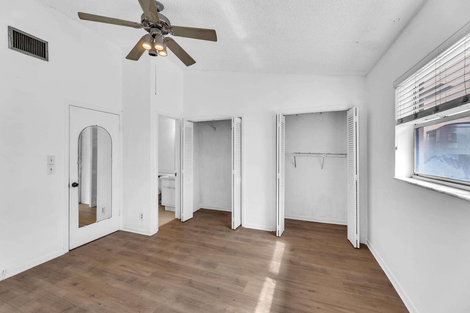 1912 NE 6th Street, Deerfield Beach, FL 33441 photo 24