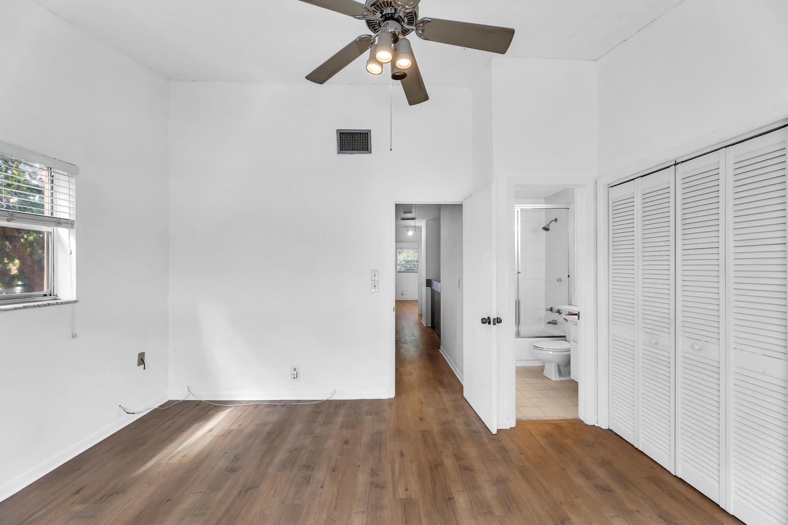 1912 NE 6th Street, Deerfield Beach, FL 33441 photo 25