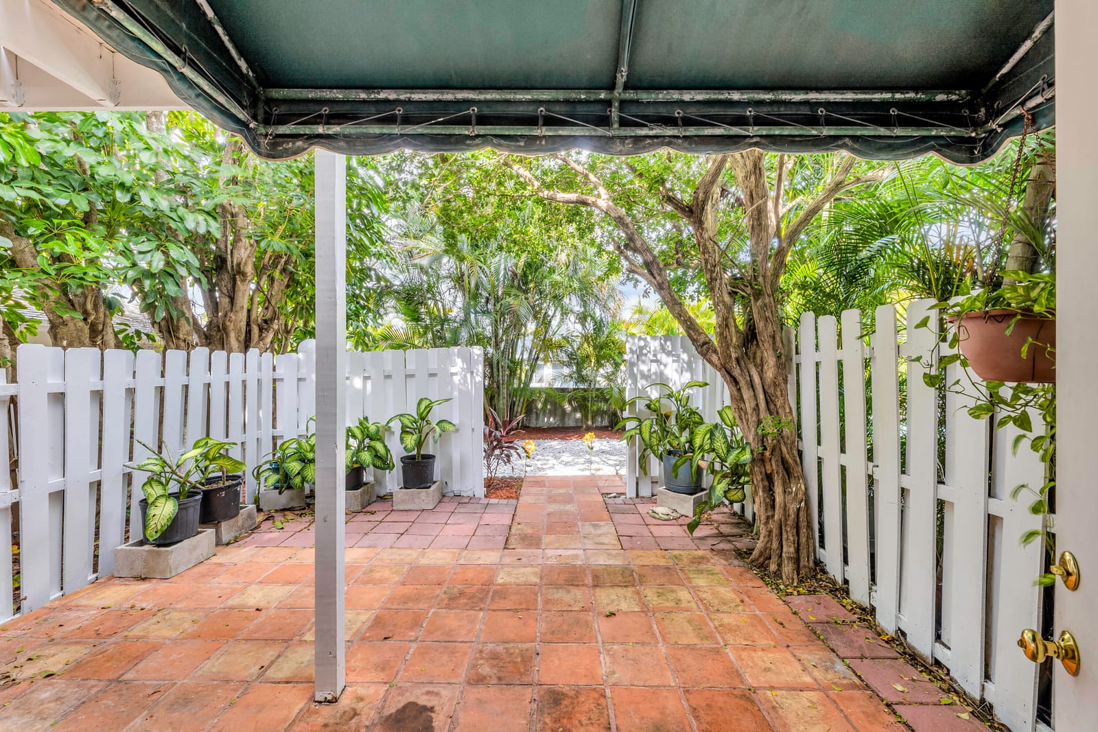 1912 NE 6th Street, Deerfield Beach, FL 33441 photo 5