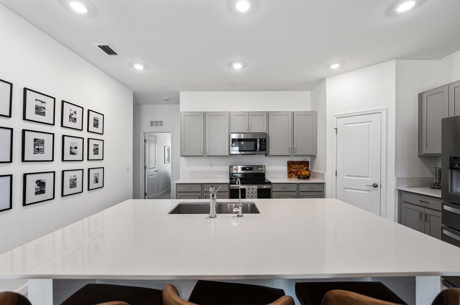 956 Bent Creek Drive — photo 4