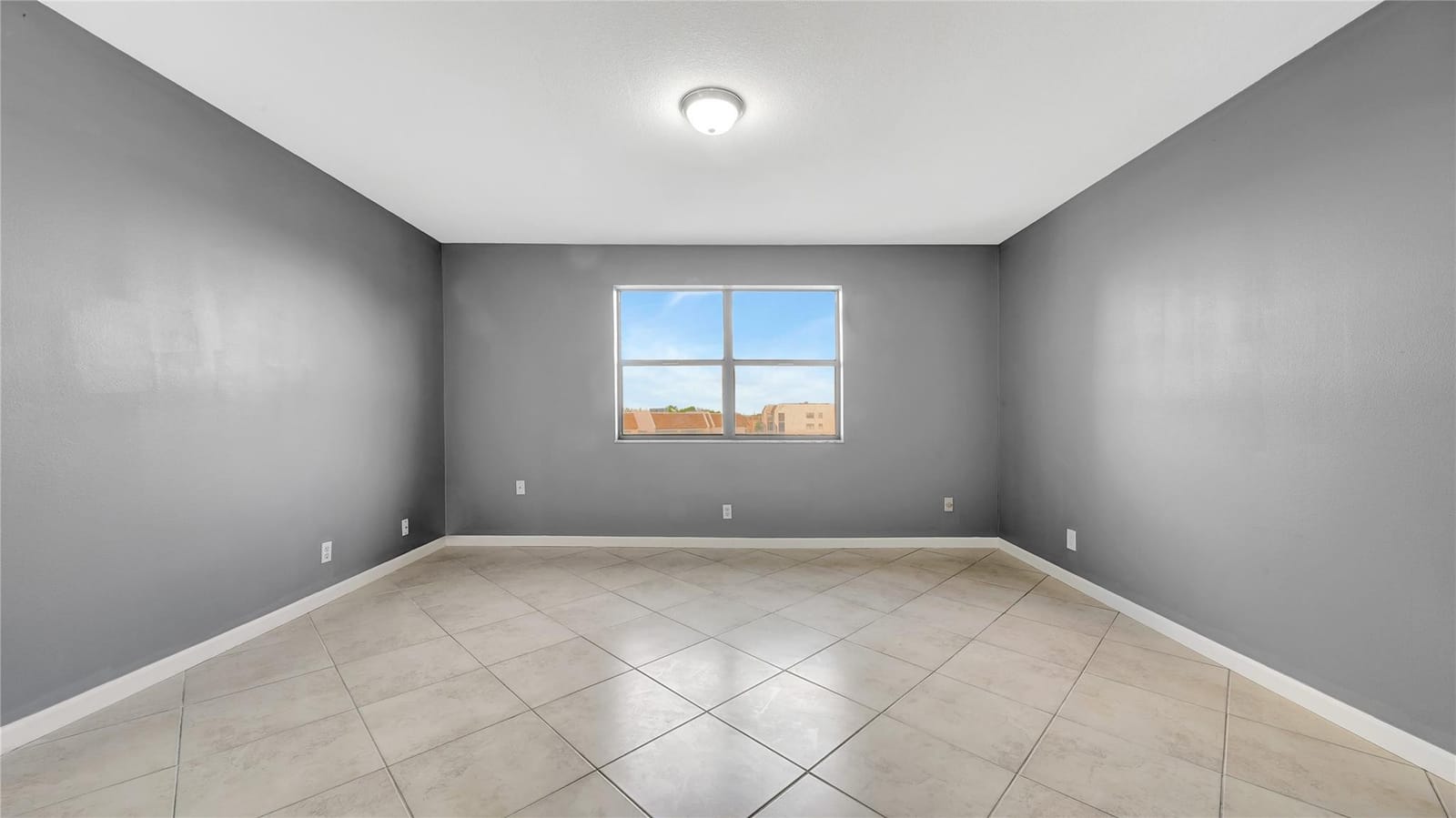 10433 Sunrise Lakes Boulevard 409, Sunrise, FL 33322 photo 30