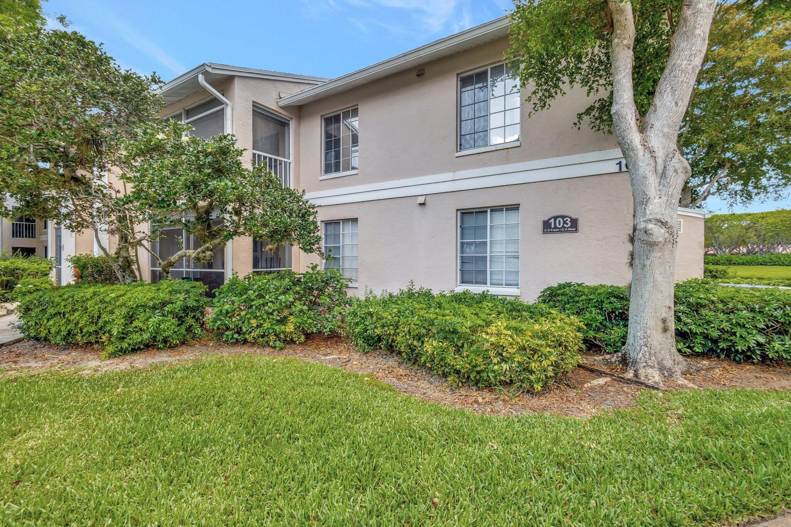 13811 Oneida Drive H1, Delray Beach, FL 33446 photo 2