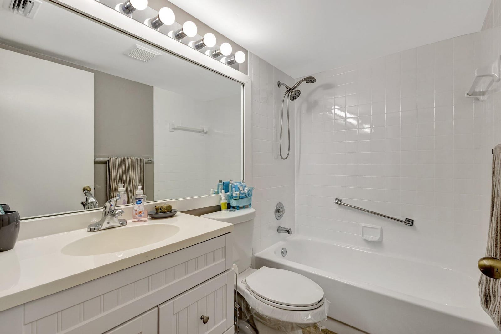 13811 Oneida Drive H1, Delray Beach, FL 33446 photo 17