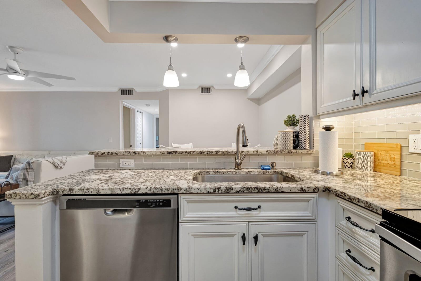 13811 Oneida Drive H1, Delray Beach, FL 33446 photo 10