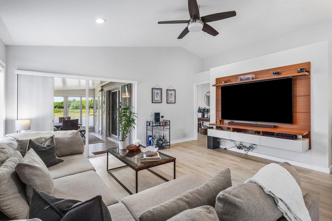1665 Salerno Circle — photo 4