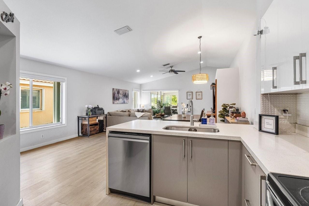 1665 Salerno Circle — photo 7