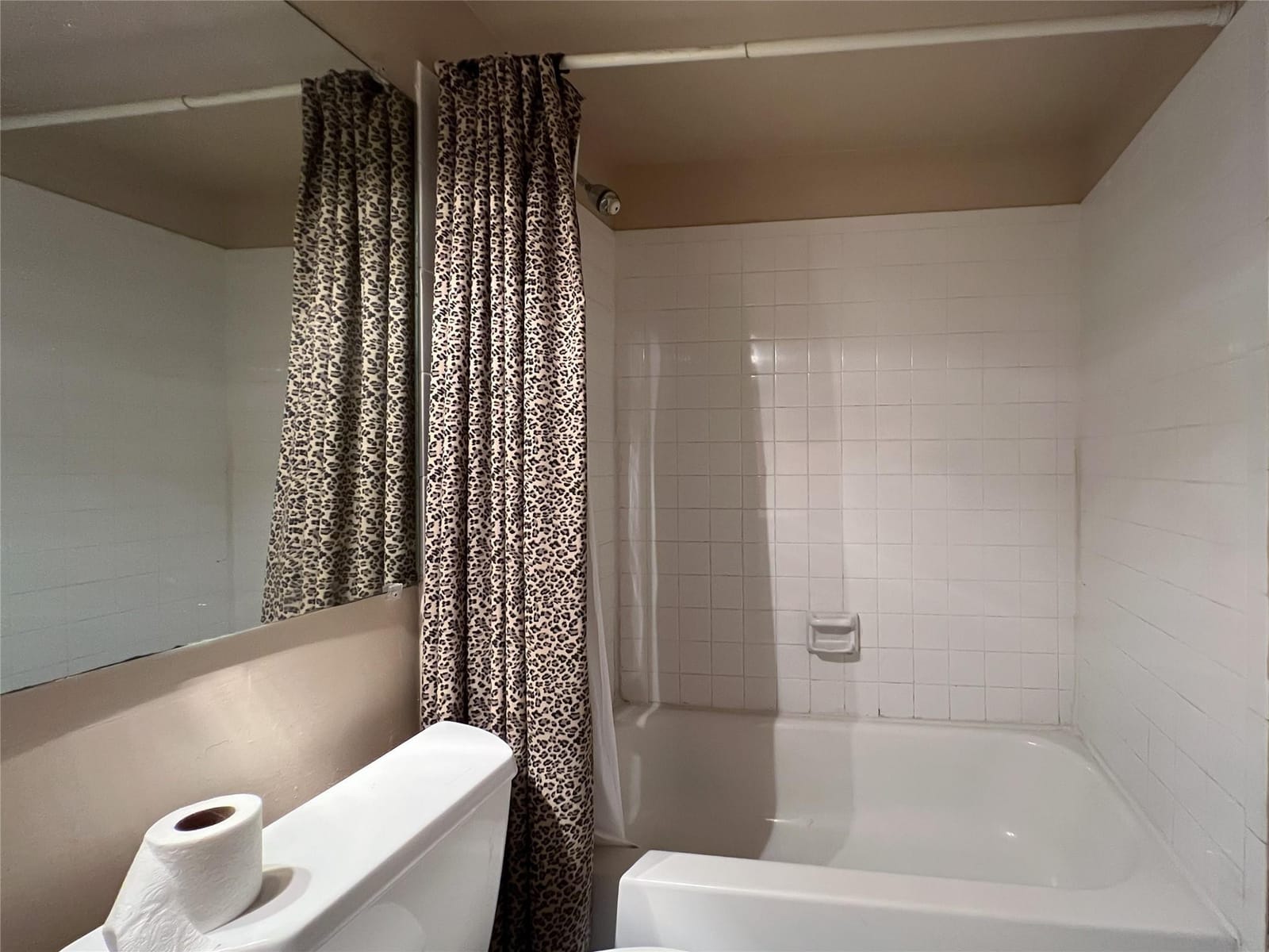 4035 Cambridge B 4035 — photo 11