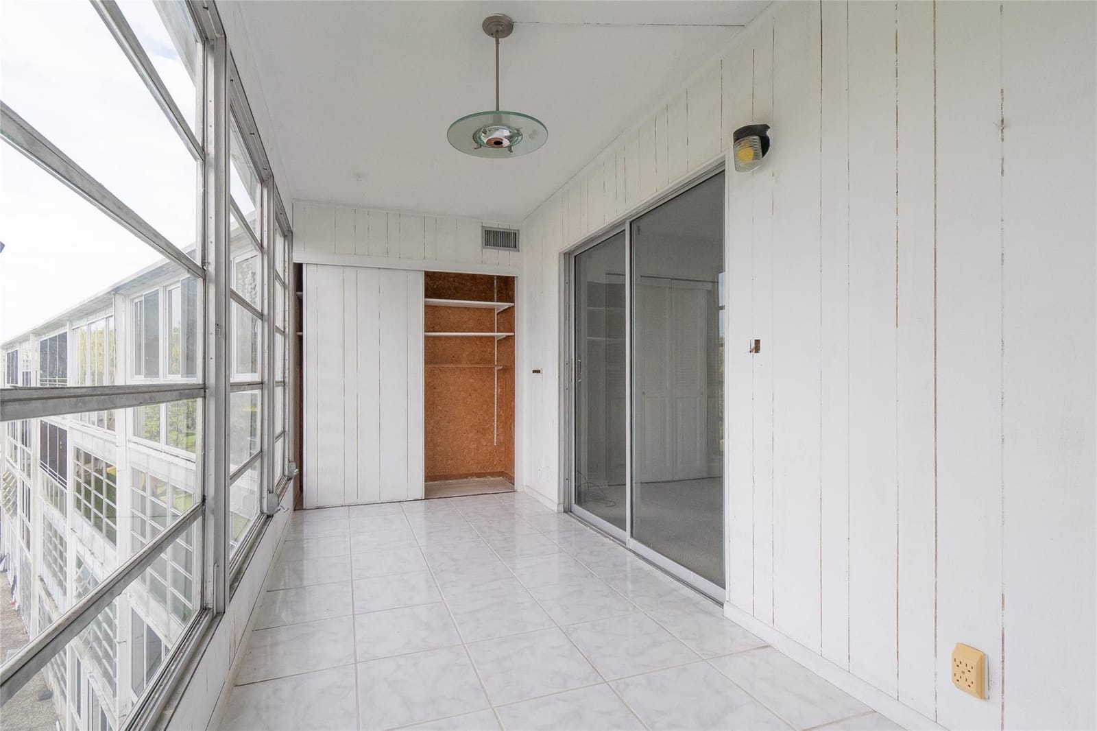 4035 Cambridge B 4035, Deerfield Beach, FL 33442 photo 18
