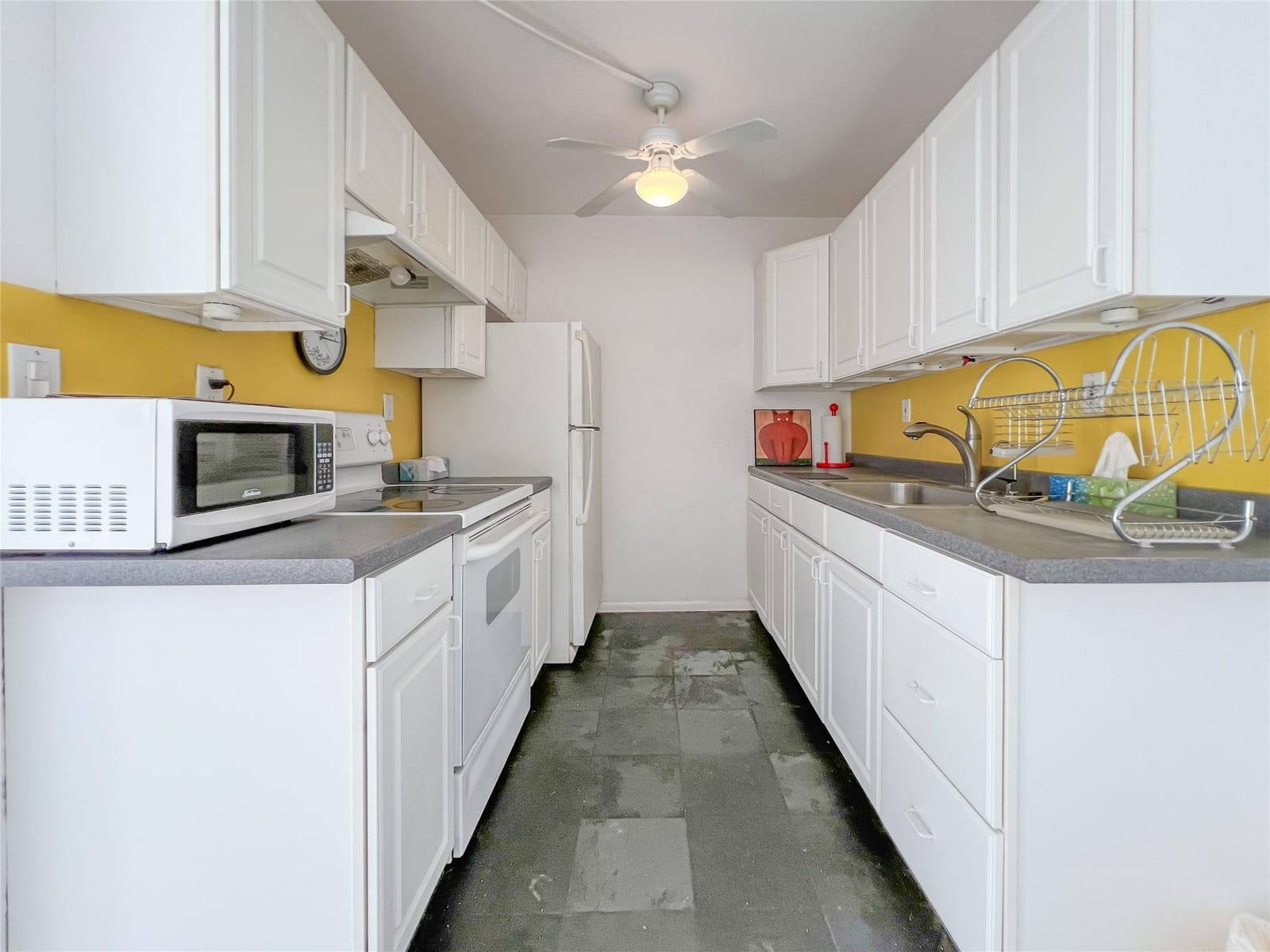 4035 Cambridge B 4035 — photo 6