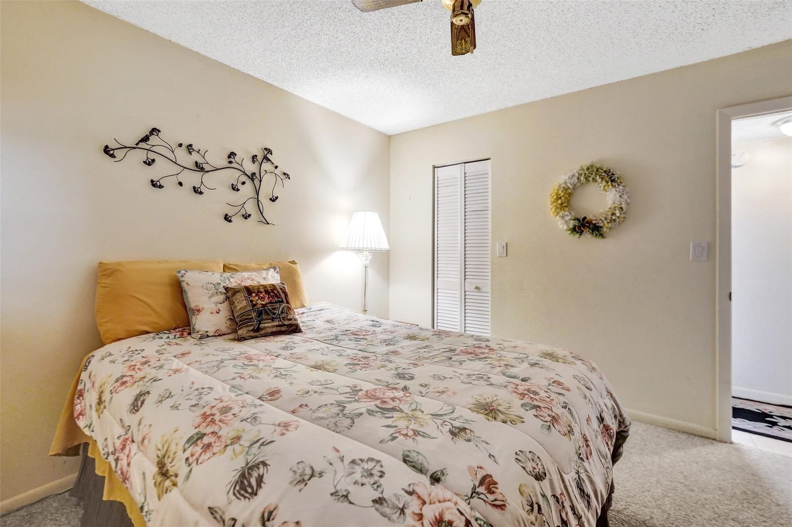 400 Commodore Drive 210, Plantation, FL 33325 photo 17